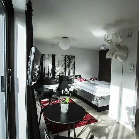 Housing - Kirkebakken 8 Апарт-отель Ставангер